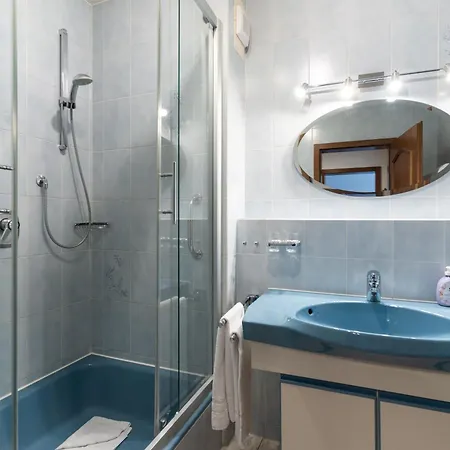 Woell Apartment